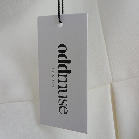 $485 Oddmuse London Elegant White Dress with Pearls, - Picture 8 of 9